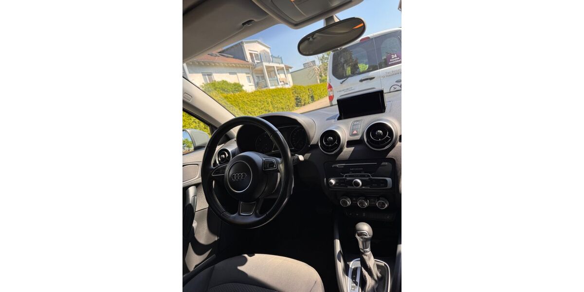 Audi A1 128.000 km 12.500 &euro; Elsdorf 50189