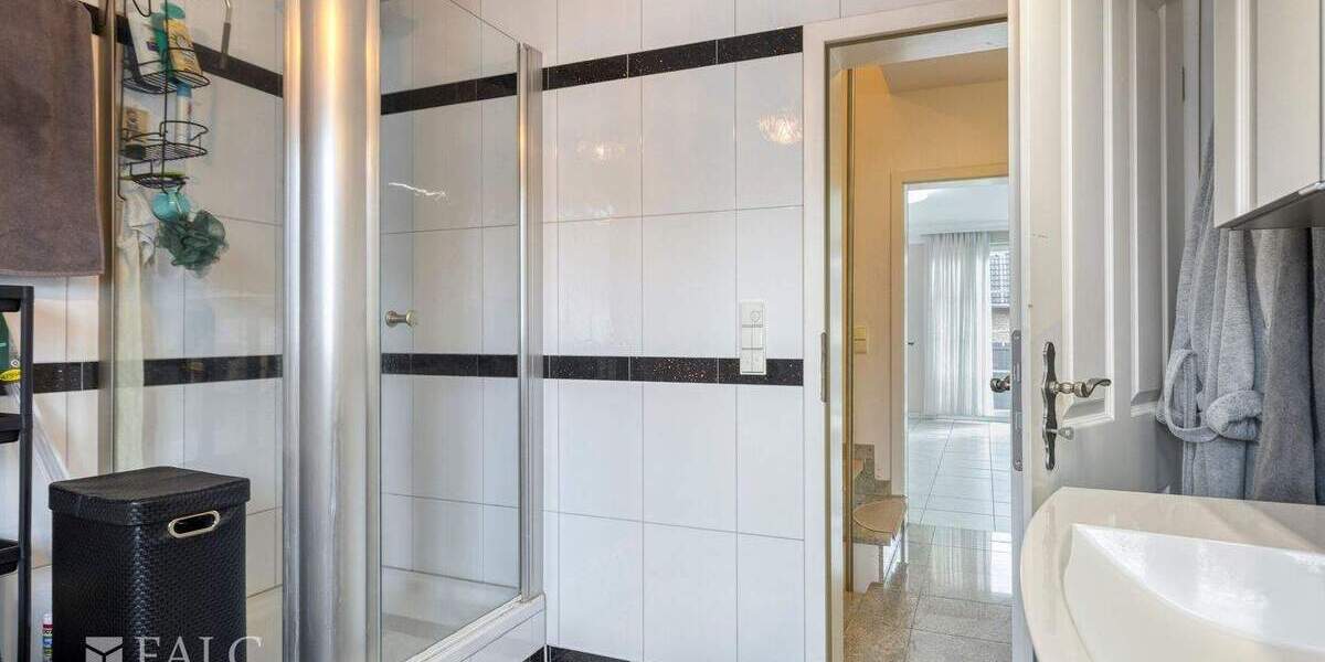 Reihenmittelhaus Köln Longerich - 5 Zimmer, 155 m&sup2;, 760.000&euro; | Angebot:25743066