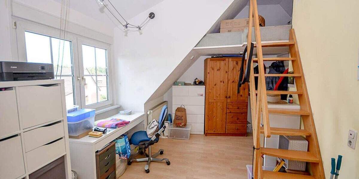 Etagenwohnung Brühl - 4 Zimmer, 124 m&sup2;, 330.000&euro; | Angebot:25748332