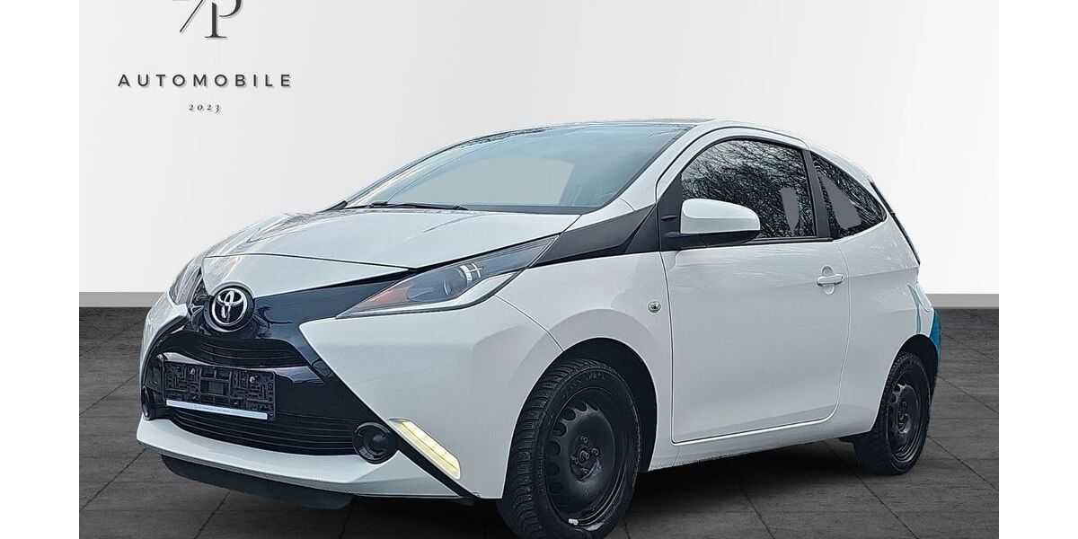 Toyota Aygo (X) 139.615 km 3.999 &euro; Troisdorf 53840