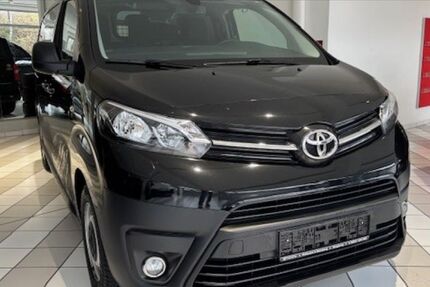 Toyota Proace (Verso) 50.700 km 24.900 &euro; Siegburg 53721