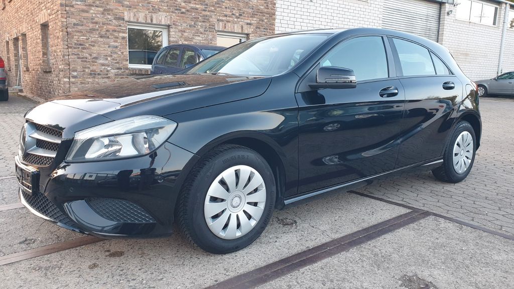 Mercedes-Benz A 180 168.859 km 9.000 &euro; Rheinbach 53359