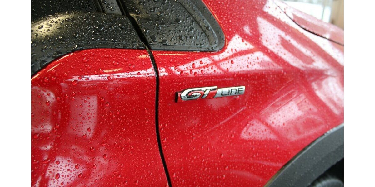 Peugeot 2008 PureTech 130 GPF GT-line - Panoramadach - AHK 107.572 km 10.780 &euro; Euskirchen 53881