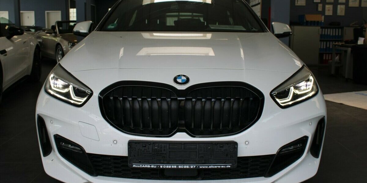 BMW 118i - M Sport - Navi - LED - PDC - SHZ - 53.085 km 21.980 &euro; Euskirchen 53881