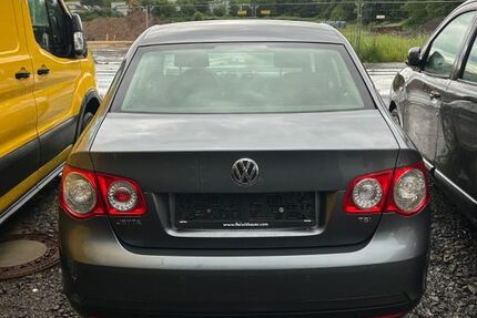 VW Jetta 156.298 km 4.400 &euro; Bonn 53121