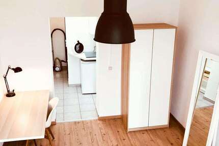 Zimmer Köln Bilderstöckchen - 1 Zimmer, 750&euro; | Angebot:25231393