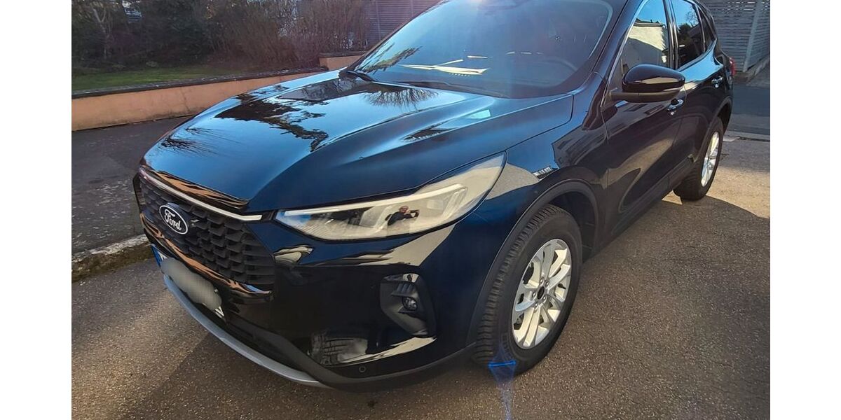 Ford Kuga 11.000 km 27.000 &euro; Koeln 50733