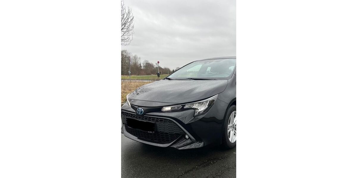Toyota Corolla 89.800 km 15.800 &euro; Bonn 53119