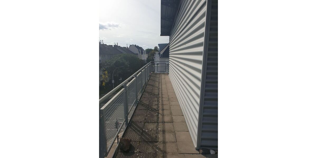 Provisionsfreie 2-Zimmer-Penthousewohnung mit umlaufendem Balkon in Bonn – Rheinnähe - Einfamilienhaus Bonn | Angebot:26789119