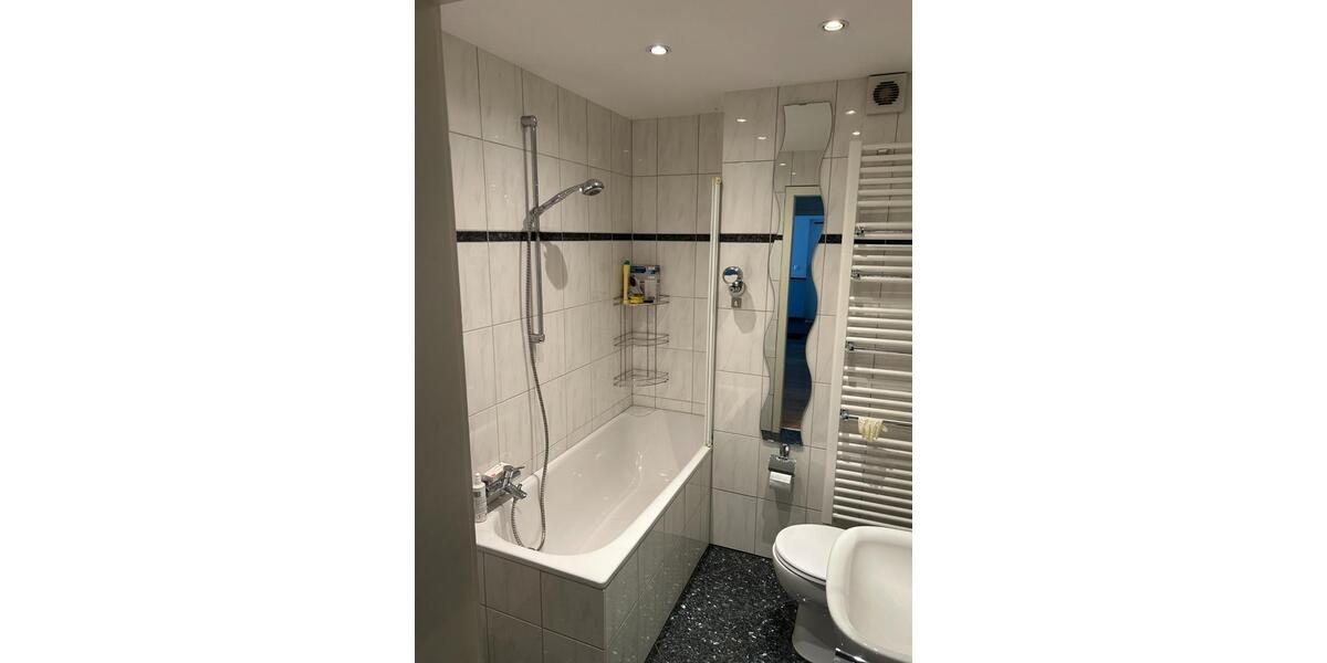 Etagenwohnung Köln Rodenkirchen - 3 Zimmer, 64 m&sup2;, 250.000&euro; | Angebot:24101851
