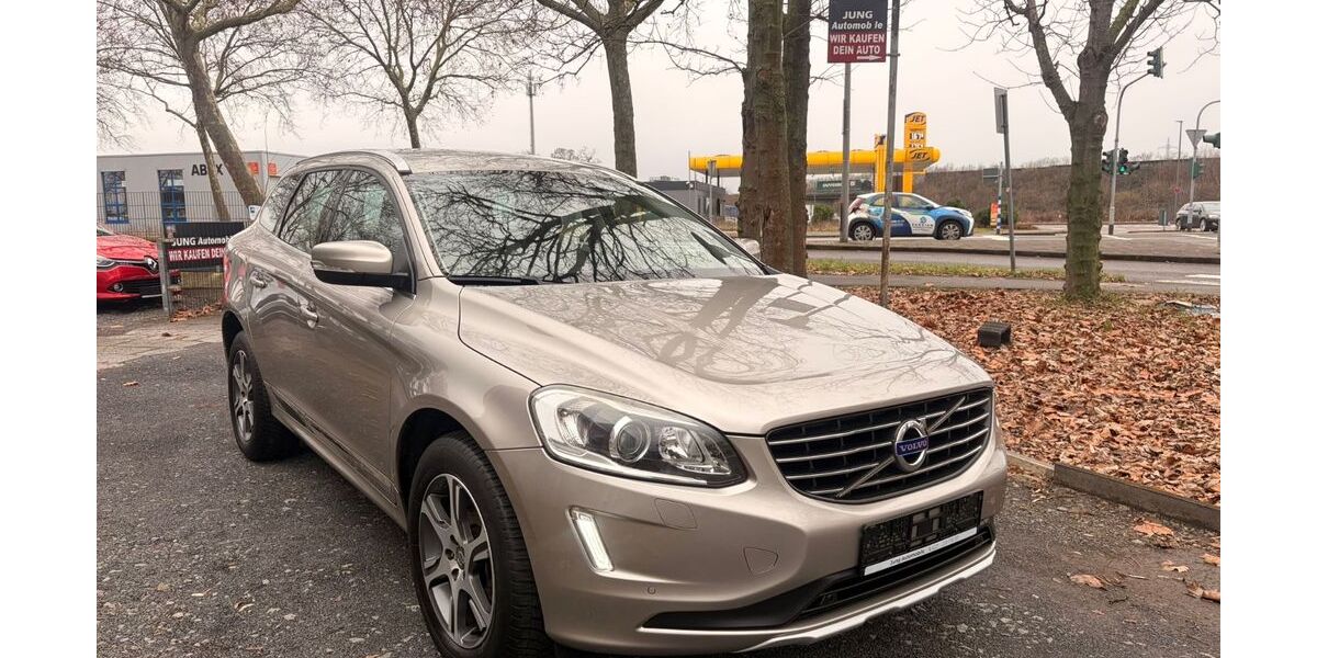 Volvo XC60 84.000 km 18.700 &euro; Köln 51107