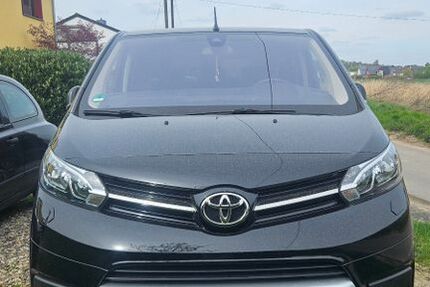 Toyota Proace (Verso) 48.321 km 32.500 &euro; Alfter 53347