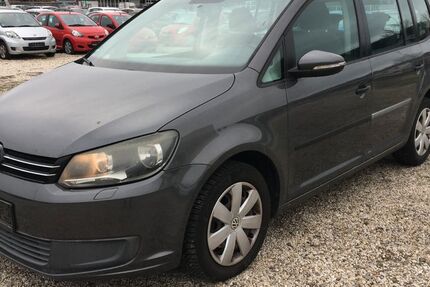 VW Touran 311.000 km 2.999 &euro; Bonn 53227