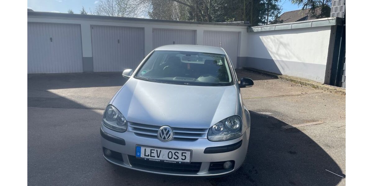 VW Golf 139.500 km 2.500 &euro; Leverkusen 51381