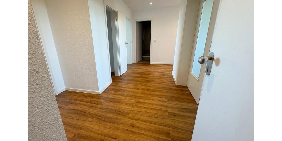 Etagenwohnung Köln Rodenkirchen - 3 Zimmer, 93 m&sup2;, 1.595&euro; | Angebot:26560256
