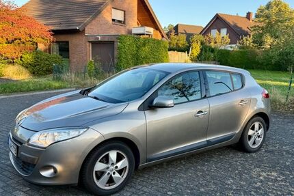 Renault Megane 76.000 km 4.900 &euro; Sankt Augustin 53757