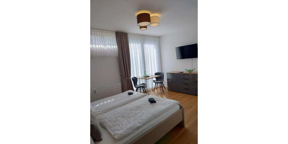 Verkauf eines kleinen Hotel garni in Köln voll genehmigter Beherbergungsbetrieb mit 8 Betten 4 Zimmern, studentisches Wohnen denkbar - Gewerbeobjekt Köln Mülheim | Angebot:22794810