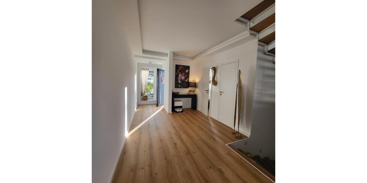 Einfamilienhaus Bonn Beuel-Mitte - 3.5 Zimmer, 130 m&sup2;, 2.550&euro; | Angebot:26397463