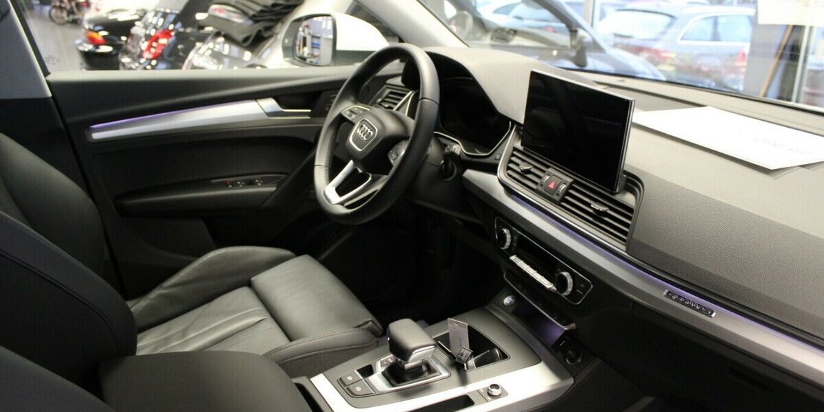 Audi Q5 40 TFSI Sportback quattro S tronic advanced 38.865 km 39.980 &euro; Euskirchen 53881