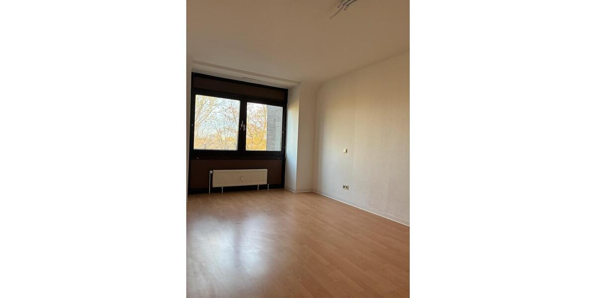 Etagenwohnung Sankt Augustin - 2 Zimmer, 94 m&sup2;, 899&euro; | Angebot:25366774