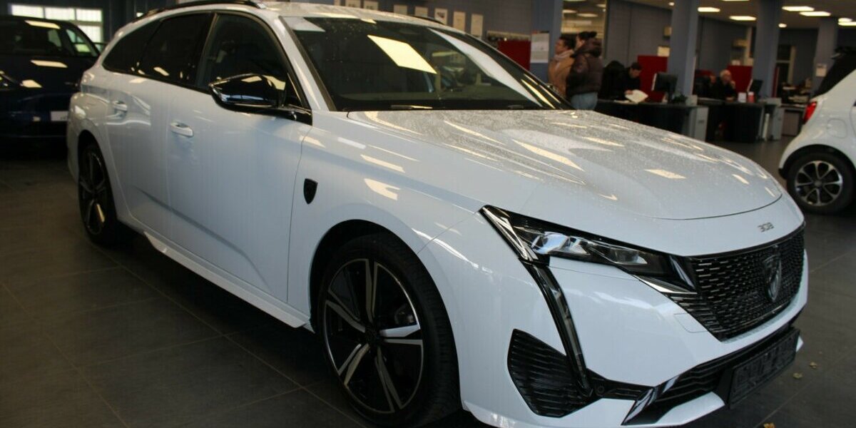 Peugeot 308 SW BlueHDi 130 EAT8 GT 25.665 km 23.980 &euro; Euskirchen 53881