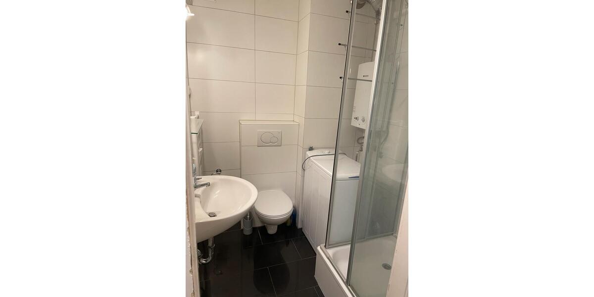 Etagenwohnung Sankt Augustin - 1 Zimmer, 33 m&sup2;, 1.200&euro; | Angebot:26007105