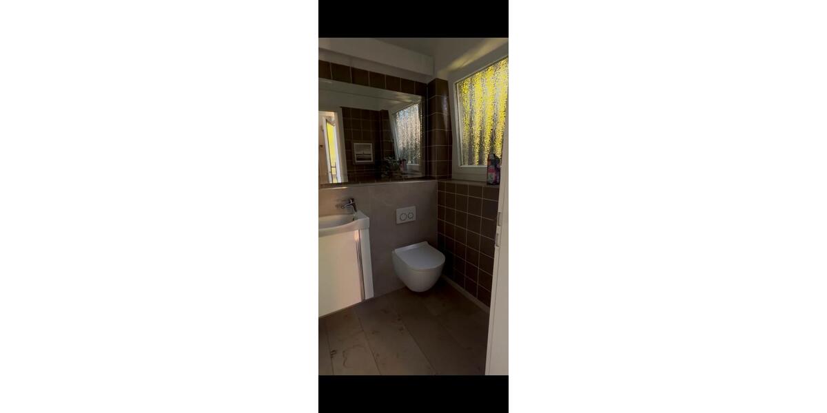 Bungalow Köln Nippes - 5 Zimmer, 160 m&sup2;, 2.460&euro; | Angebot:26652614