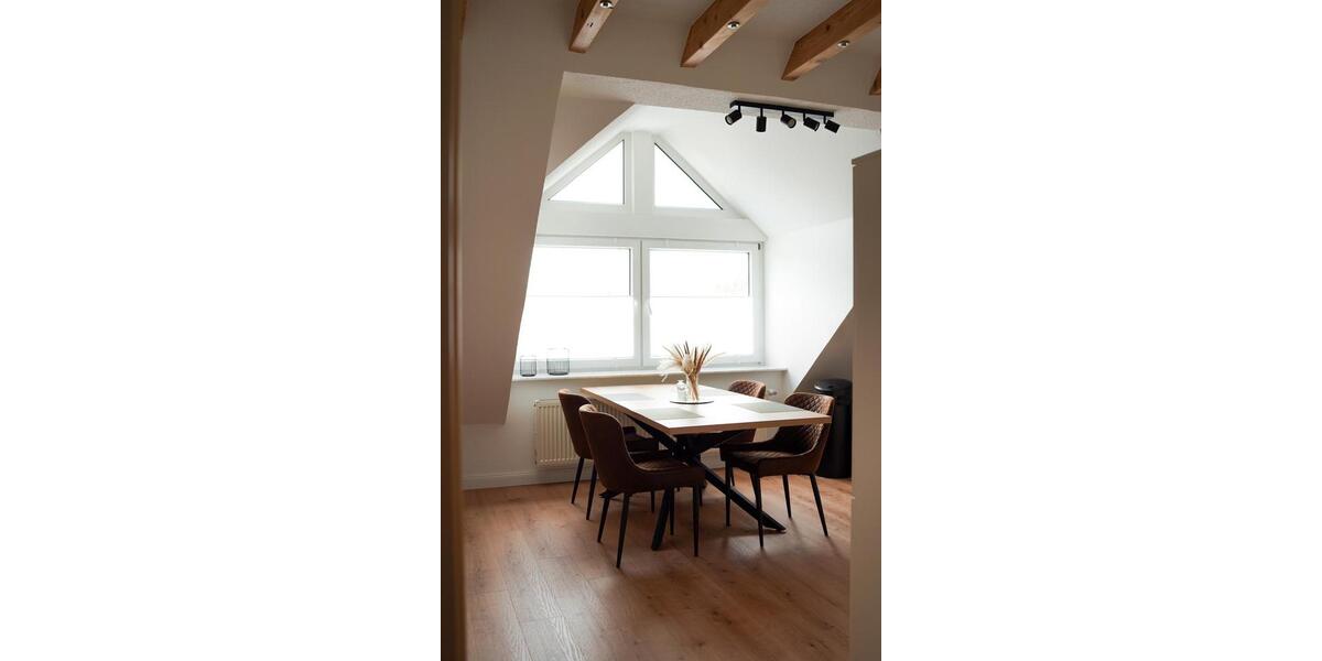 Dachgeschoßwohnung Bad Münstereifel - 3 Zimmer, 84 m&sup2;, 1.330&euro; | Angebot:25831733