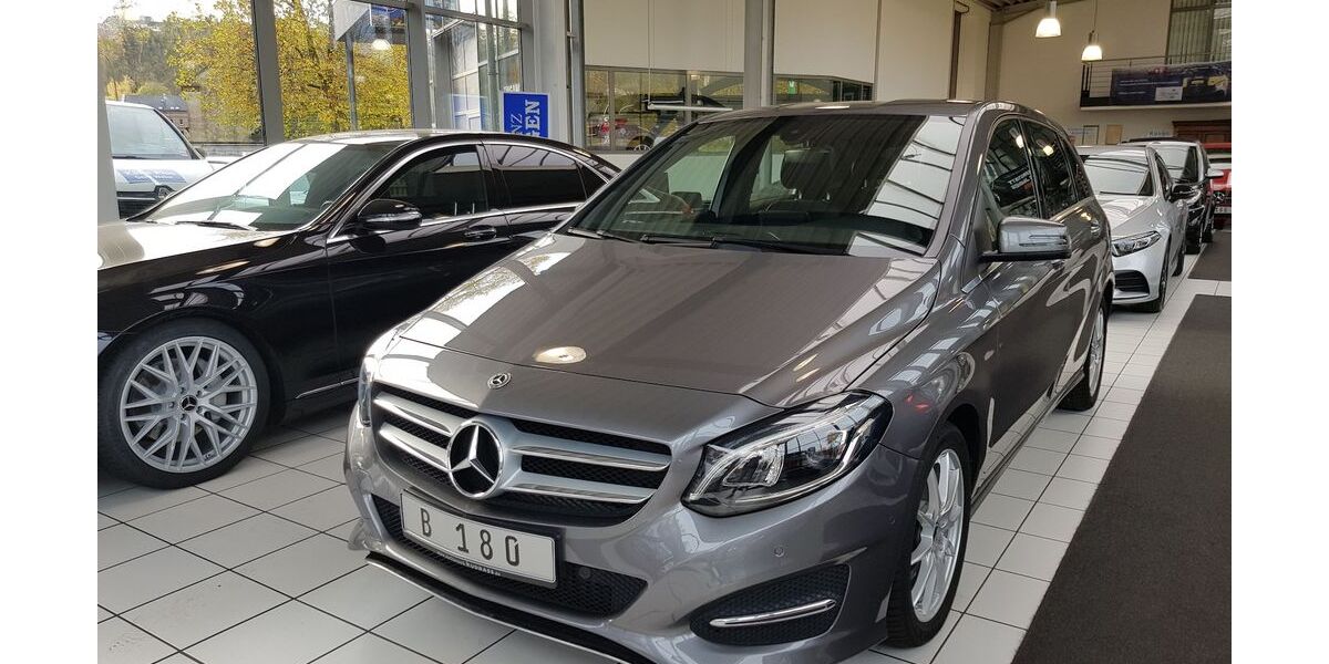 Mercedes-Benz B 180 66.194 km 18.900 &euro; Lohmar 53797