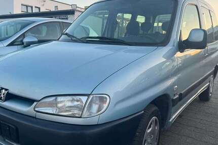 Peugeot Partner 175.000 km 1.700 &euro; Bonn 53227