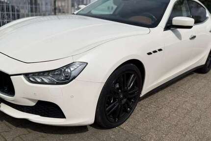 Maserati Ghibli 118.400 km 26.730 &euro; Kerpen 50171
