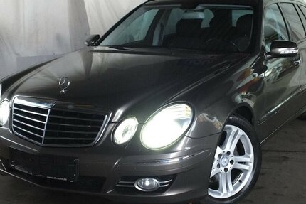 Mercedes-Benz E 230 T AVANTGARDE COMAND EL.DACH/HECKKLAPPE PTS 162.511 km 11.704 &euro; Köln 50858