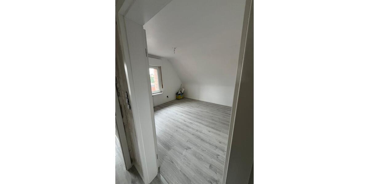 Einfamilienhaus Elsdorf - 4 Zimmer, 140 m&sup2;, 1.800&euro; | Angebot:26568105