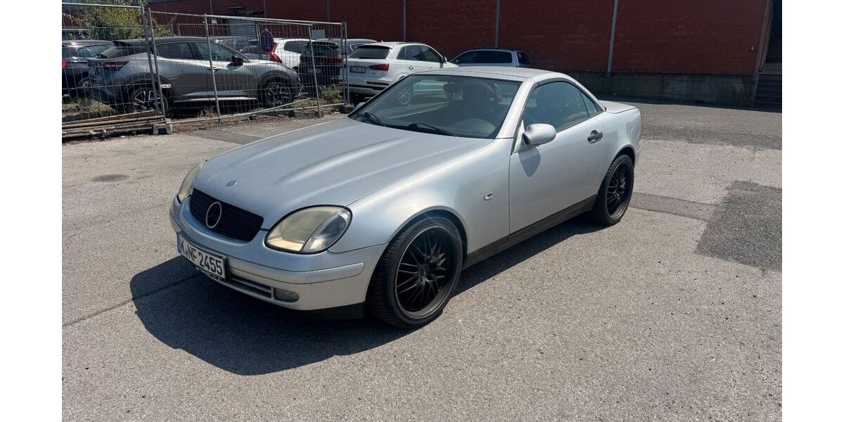 Mercedes-Benz SLK 200 204.444 km 1.100 &euro; Köln 51105