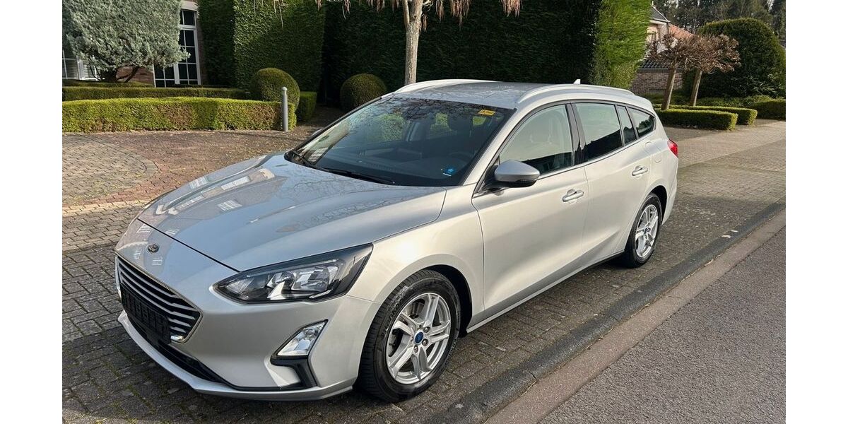 Ford Focus 85.000 km 14.600 &euro; Köln 50829