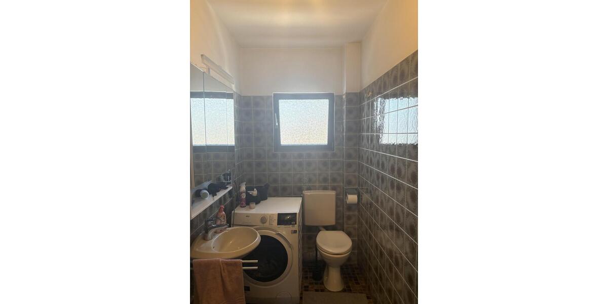 Etagenwohnung Wesseling - 3.5 Zimmer, 117 m&sup2;, 1.090&euro; | Angebot:25809450