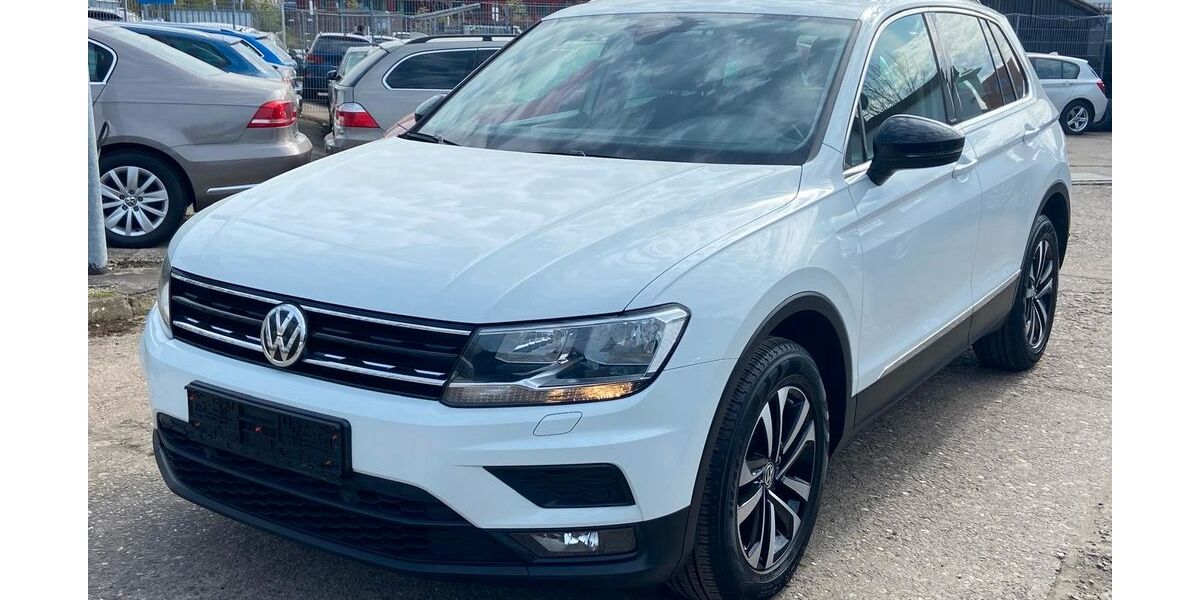 VW Tiguan 118.860 km 23.999 &euro; Bonn 53121