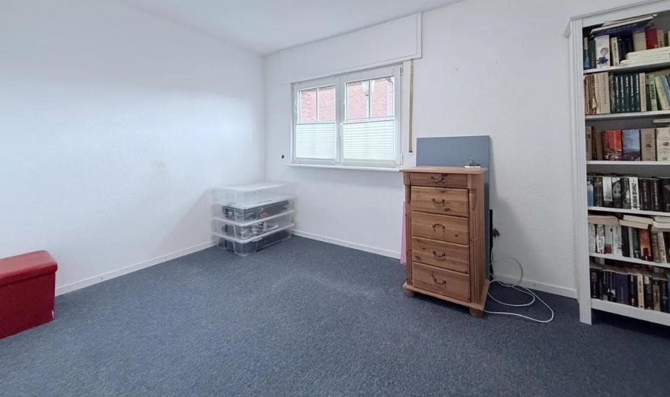 Einfamilienhaus Köln Chorweiler - 4 Zimmer, 96 m&sup2;, 1.750&euro; | Angebot:25734666