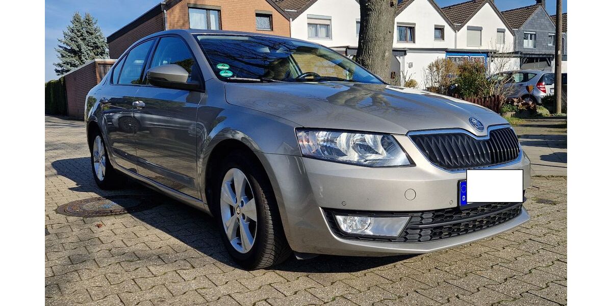 Skoda Octavia 127.000 km 9.900 &euro; Pulheim 50259