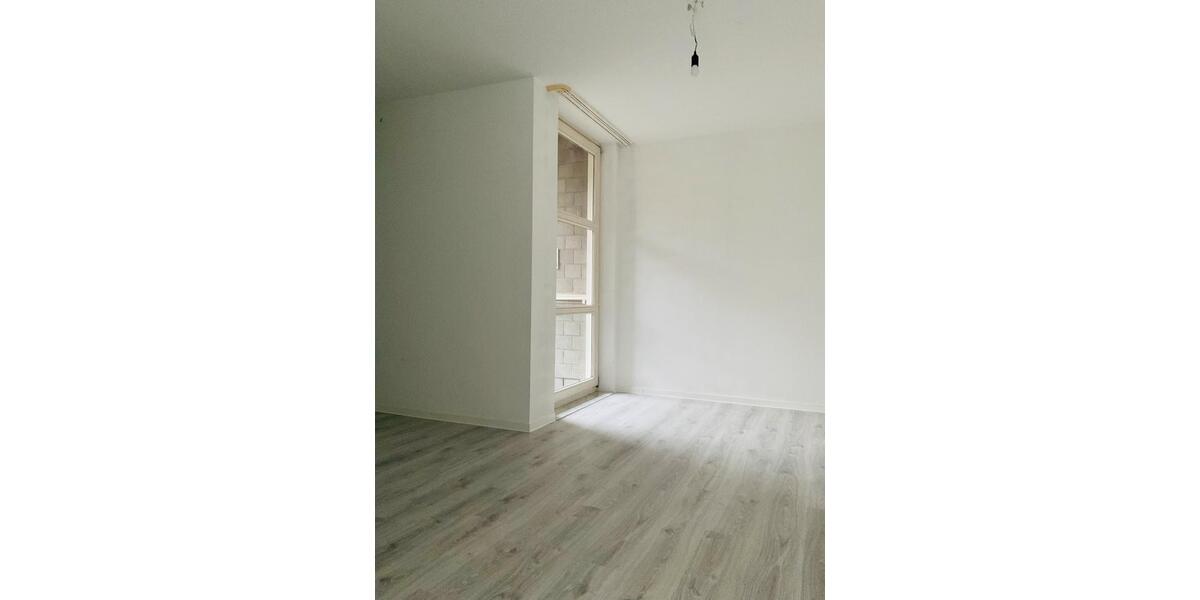 Etagenwohnung Bonn Bad Godesberg - 2 Zimmer, 65 m&sup2;, 721&euro; | Angebot:24525366