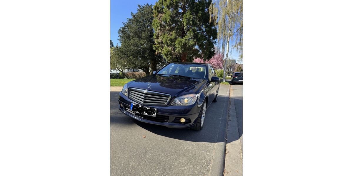 Mercedes-Benz C 200 82.500 km 8.900 &euro; Bonn 53173