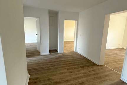 Wohnung Brühl Vochem - 4 Zimmer, 84 m&sup2;, 1.080&euro; | Angebot:26956511