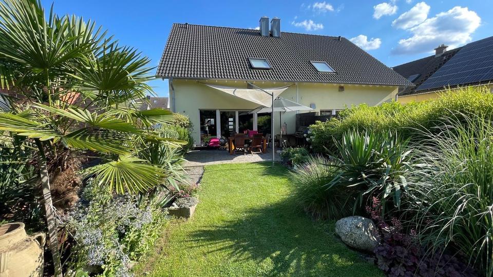 Doppelhaushälfte Leverkusen Bürrig - 4 Zimmer, 132 m&sup2;, 625.000&euro; | Angebot:26042123