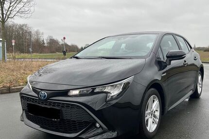 Toyota Corolla 89.800 km 17.300 &euro; Bonn 53119