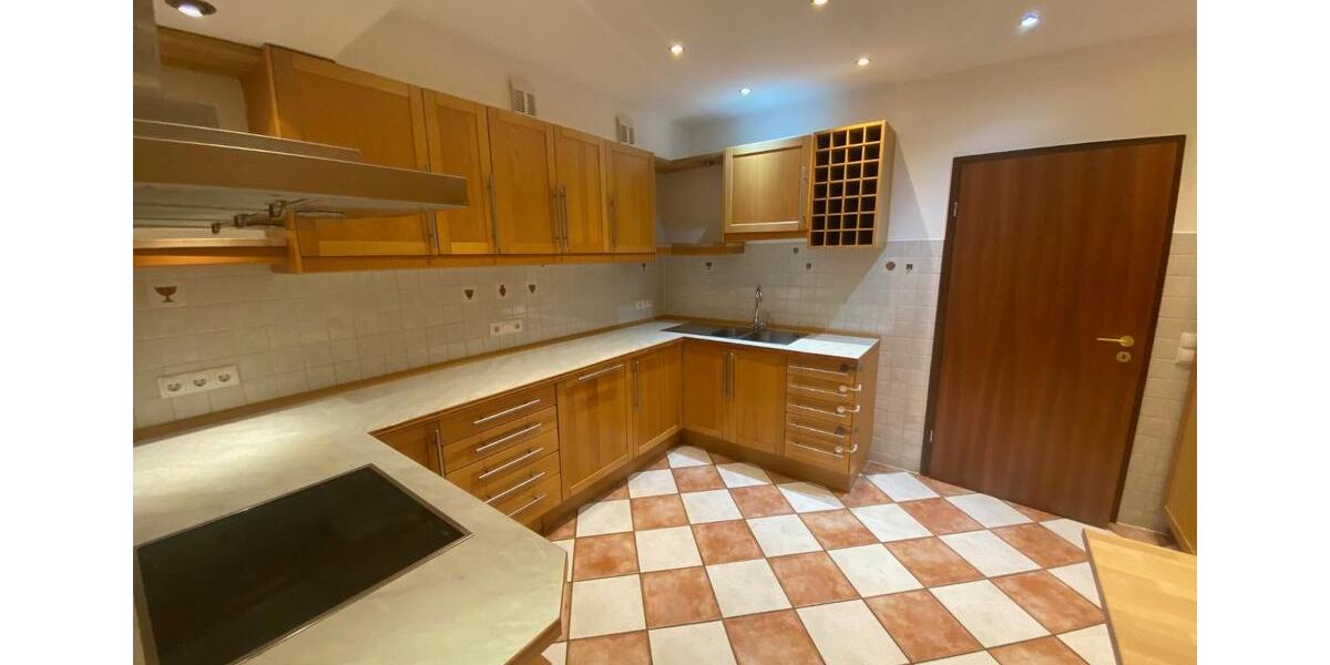 Erdgeschoßwohnung Bonn Bad Godesberg - 3 Zimmer, 151 m&sup2;, 2.280&euro; | Angebot:25807104