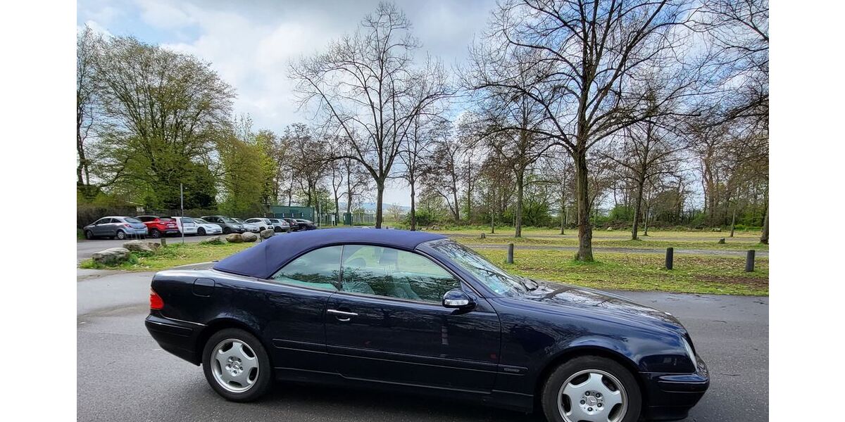 Mercedes-Benz CLK 320 62.000 km 17.000 &euro; Sankt Augustin 53757