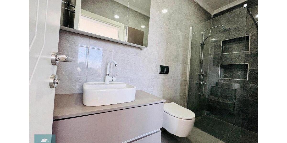 Villa Köln Rodenkirchen - 4 Zimmer, 120 m&sup2;, 223.000&euro; | Angebot:26693833