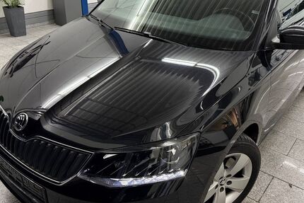 Skoda Fabia 133.887 km 10.890 &euro; Köln 50829