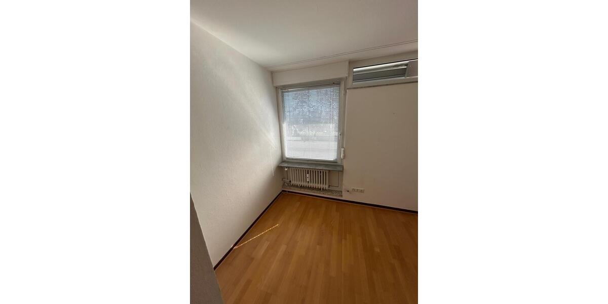 Etagenwohnung Köln Ehrenfeld - 4 Zimmer, 86 m&sup2;, 1.800&euro; | Angebot:25994286