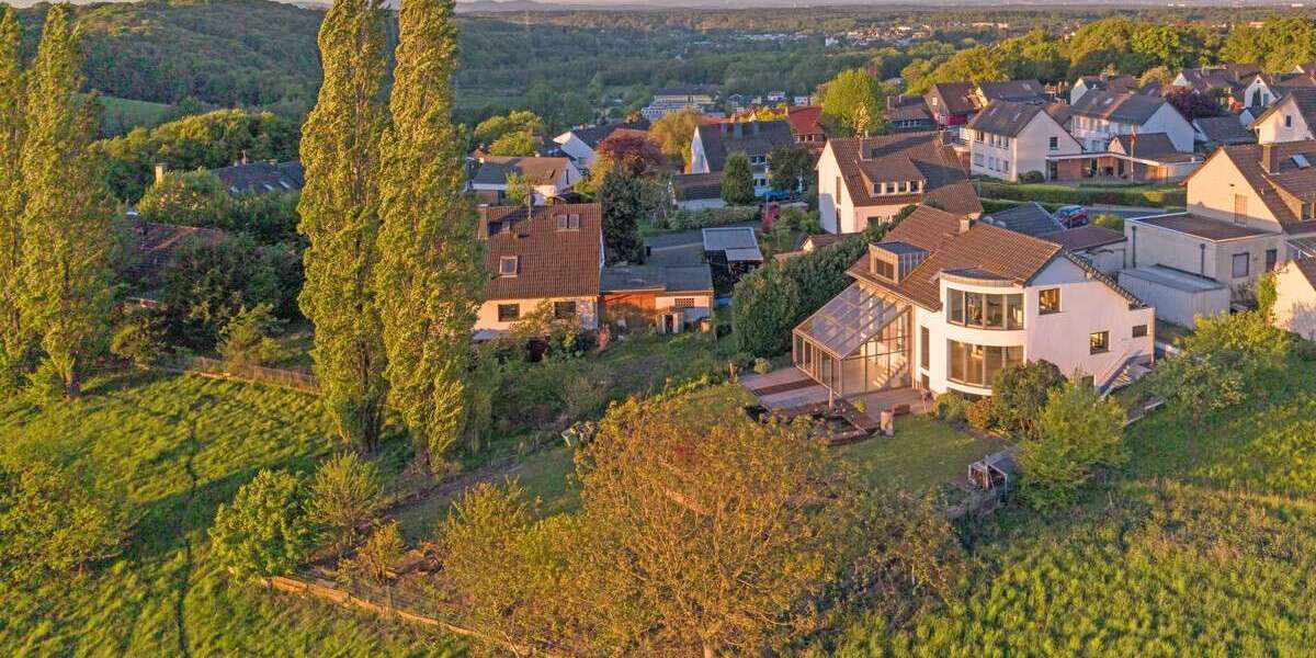 Einfamilienhaus Rösrath / Hoffnungsthal Hoffnungsthal - 5 Zimmer, 239 m&sup2;, 1.150.000&euro; | Angebot:26505460